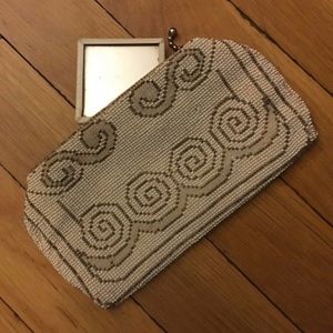 VINTAGE ART DECO WHITE & CREAM BEADED Party Clutch